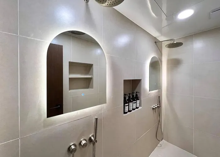 Gwangan Bridge View Beachfront 3br 1min To Beach, Goznuk * Ciudad Metropolitana de Busan