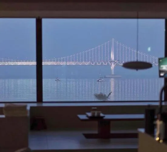 Gwangan Bridge View Beachfront 3br 1min To Beach, Goznuk *